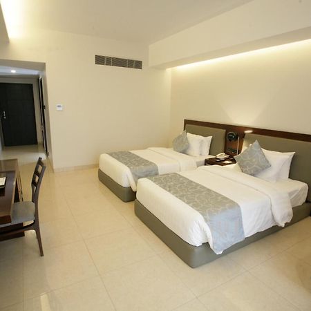 Sky City Hotel Dhaka Exterior foto