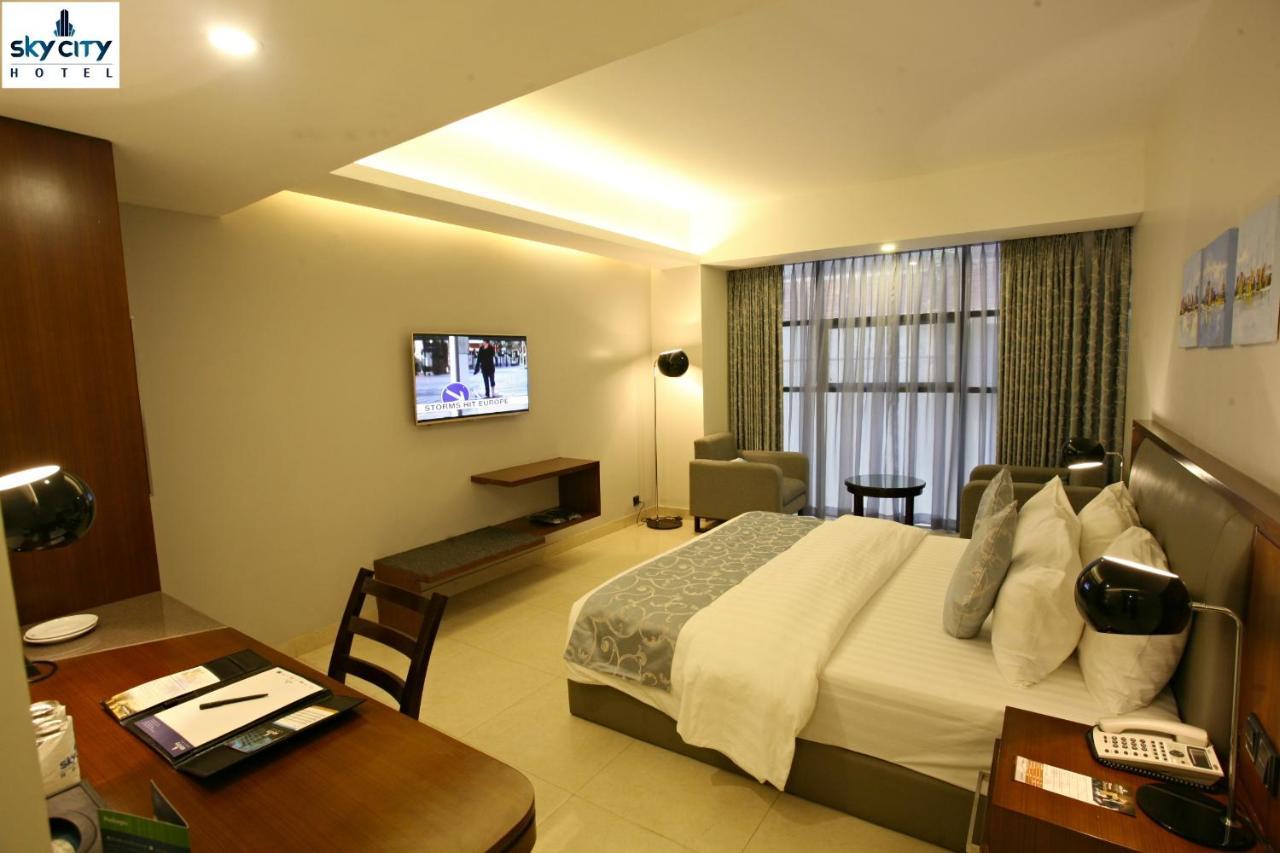 Sky City Hotel Dhaka Exterior foto