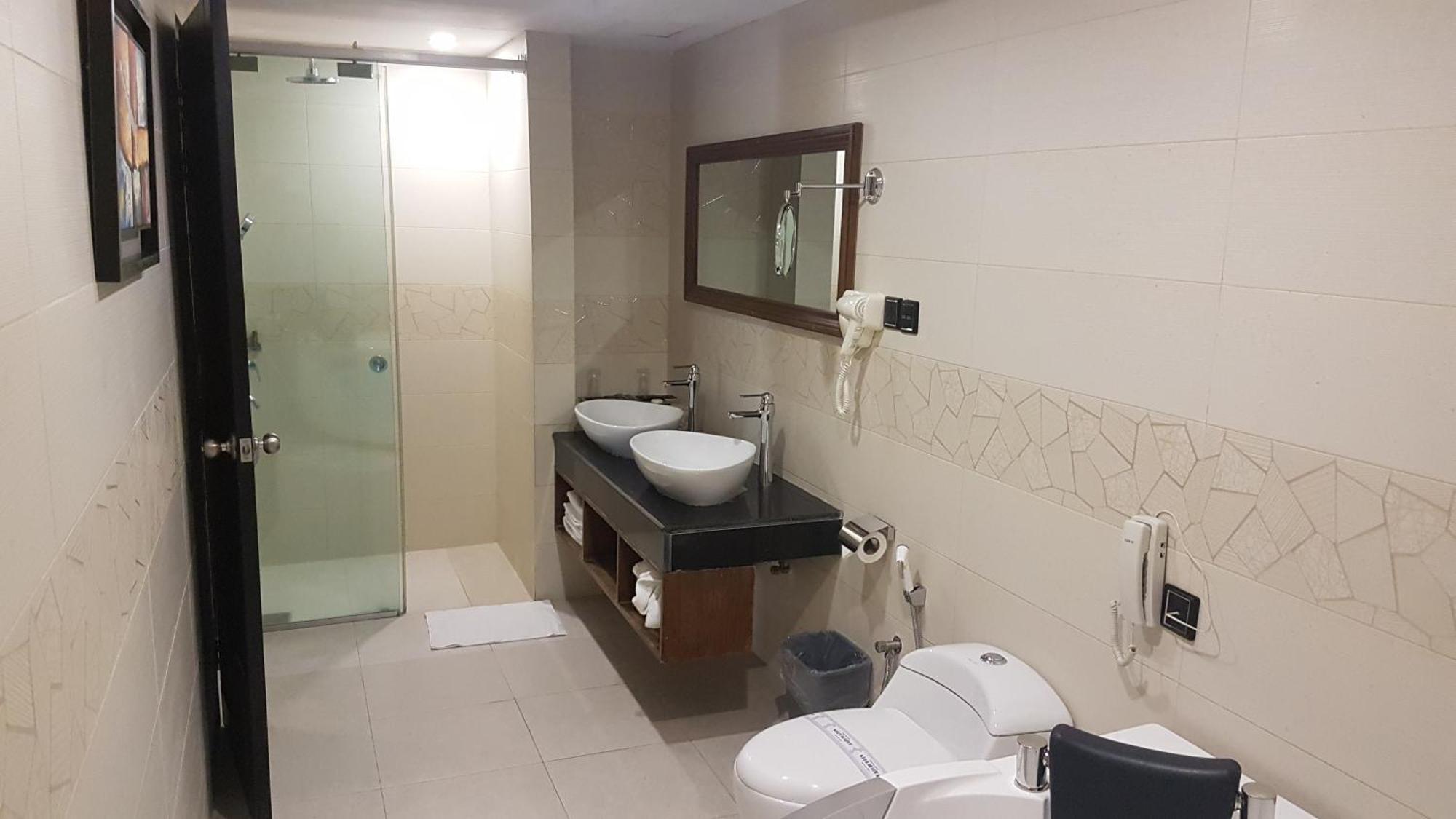 Sky City Hotel Dhaka Exterior foto