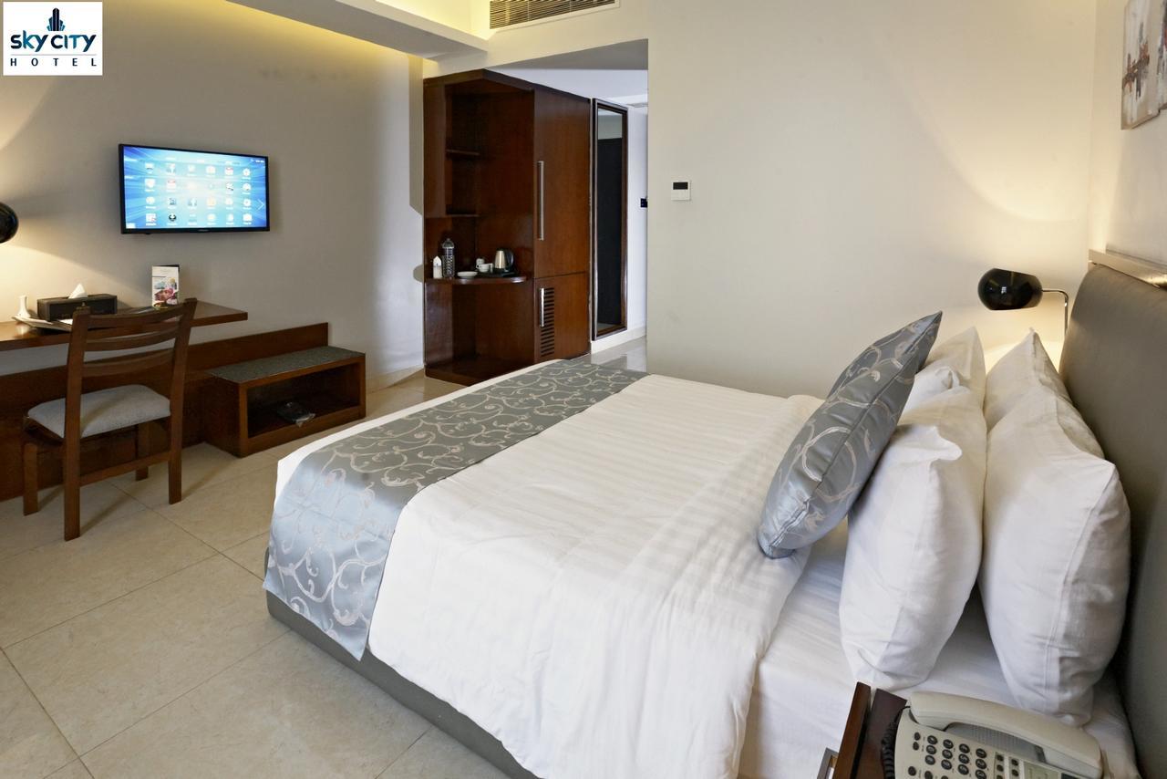 Sky City Hotel Dhaka Exterior foto